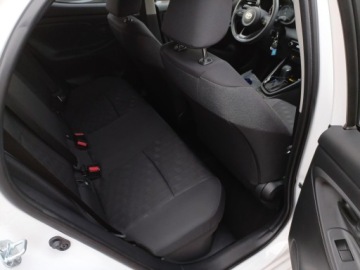 Toyota Yaris IV Hatchback 1.5 Hybrid Dynamic Force 116KM 2024 Toyota Yaris Hybrid 1.5 Style IV (2020-) 1.5 Hybry, zdjęcie 12