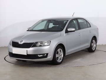 Skoda Rapid II Liftback Facelifting 1.0 TSI 95KM 2019 Skoda Rapid 1.0 TSI, Salon Polska, Klima, zdjęcie 1