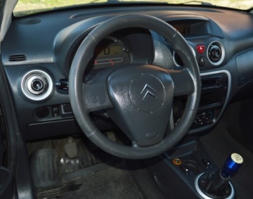 Citroen C2 1.1 i 61KM 2007 CITROEN C2 1.1 60 KM, zdjęcie 29