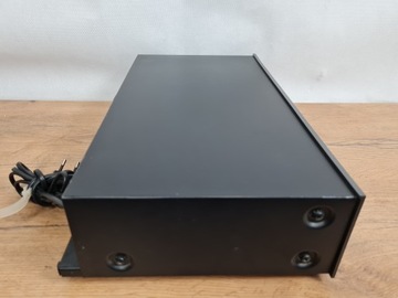 NAD 4020A - стерео тюнер