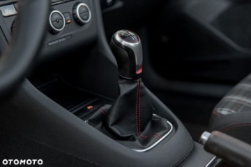 Volkswagen Golf VI Cabriolet 2.0 TSI GTI 210KM 2013 Volkswagen Golf Volkswagen Golf Cabrio GTI 2.0 Benzyna 210KM, zdjęcie 8