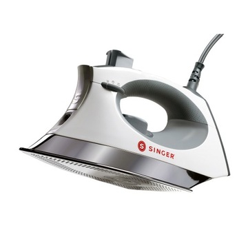 ŻELAZKO PAROWE 2600W DŁUGI KABEL SAMOCZYSZCZENIE