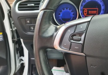 DS 4 I Hatchback Facelifting 2015 (Citroen) 1.2 PureTech 131KM 2015 Citroen DS4 Bezwypadkowy Masaze Nawigacja GetHelp 1.2 Benzyna, zdjęcie 19