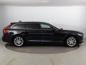 Volvo V90 II Kombi 2.0 D5 235KM 2016 Volvo V90 D5 AWD, 231 KM, 4X4, Automat, Skóra, zdjęcie 5