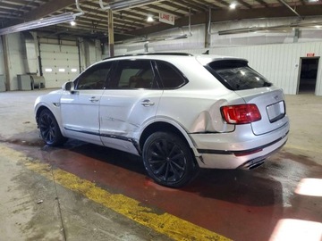 Bentley Bentayga 2018 Bentley Bentayga 2018 6.0 Benzyna 600KM, zdjęcie 1
