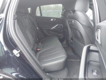 BMW X6 G06 2023 BMW X6 xDrive40i 2023 3.0 Benzyna 335KM, zdjęcie 12