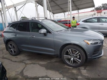 Volvo XC60 II Crossover T5 250KM 2018 Volvo XC 60 2018 VOLVO XC60 T5 MOMENTUM 2.0 Benzyna 250KM, zdjęcie 10