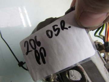 206 05R ZÁMEK DVEŘE PRAVÝ PŘEDNÍ 6PIN 6 PIN