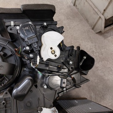 FORD KUGA MK1 2,0D RADIÁTOR MÍCHAČE KOMBAJN 7M51-19B555-CE