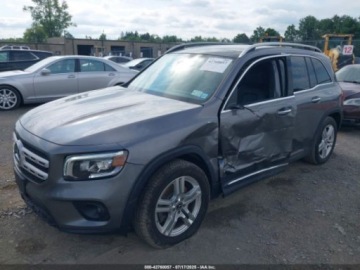 Mercedes GLB 2021 Mercedes-Benz GLB 250 4Matic 2021 2.0l 2.0 Benzyna 221KM, zdjęcie 1