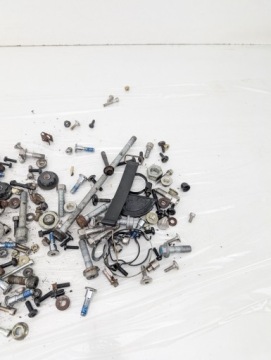 СМЕСЬ ВИНТОВ TRIUMPH TT 600