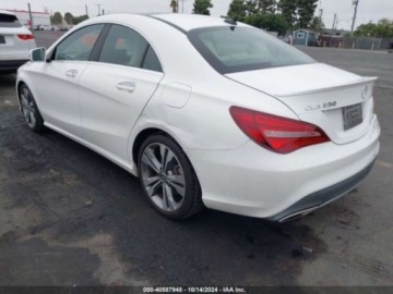 Mercedes CLA C118/X118 2019 Mercedes-Benz CLA 2019r. 250, 2.0l., od ubezpieczalni 2.0 Benzyna 208KM, zdjęcie 4
