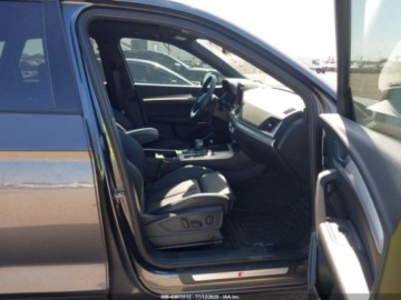 Audi Q5 II 2024 Audi Q5 Premium 45, 2024r., 4x4, 2.0L 2.0 Benzyna 261KM, zdjęcie 8