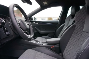 Skoda Octavia IV Liftback 1.5 TSI EVO 150KM 2024 Skoda Octavia Bezwypadek DSG ACC Kamera Virtual Podgrzewane fotele, zdjęcie 6