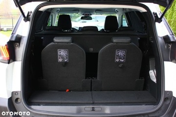 Peugeot 5008 II Crossover Facelifting 1.5 BlueHDi 130KM 2021 Peugeot 5008 Peugeot 5008 1.5 BlueHDI Allure SampS 1.5 Diesel 130KM, zdjęcie 34