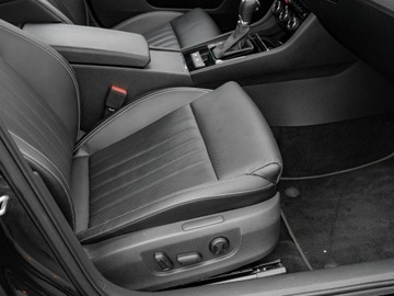 Skoda Superb III Liftback Facelifting 2.0 TSI 280KM 2022 Škoda Superb Skoda Superb WD2225R#2.0 TSI 4x4, zdjęcie 31