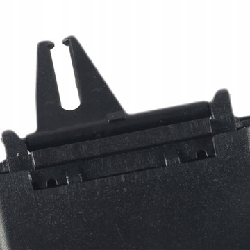 Задняя сторона автомобильного вентиляционного отверстия