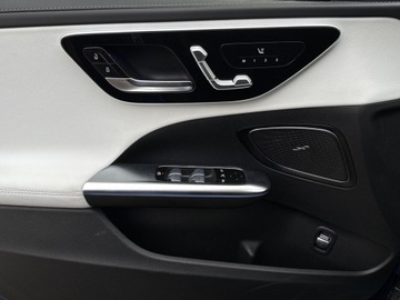 Mercedes Klasa C W206 Kombi 2.0 300 258KM 2024 Mercedes-Benz C 300, zdjęcie 19