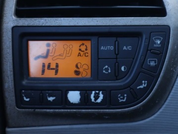 Citroen C4 Picasso I 1.8 16V 125KM 2008 Citroen C4 Picasso 1.8 i, Salon Polska, Klima, zdjęcie 13
