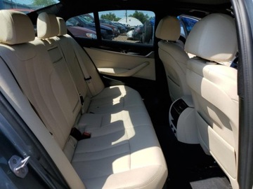 BMW Seria 5 G30-G31 2019 BMW Seria 5 530XI 2019 2.0l 2.0 Benzyna 248KM, zdjęcie 10