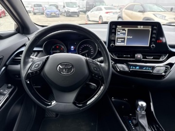 Toyota C-HR I Crossover Facelifting 1.8 Hybrid 122KM 2020 Toyota C-HR 1.8 Hybrid Style 1.8 Hybrid Style, zdjęcie 9
