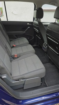 Volkswagen Touran III 1.6 TDI 110KM 2016 Volkswagen Touran 1,6 TDI 110 KM NAVI klimatronic OPLACONY 1.6 Diesel, zdjęcie 15