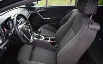Opel Astra J Hatchback 5d 1.4 Turbo ECOTEC 140KM 2012 Opel Astra 1.4TB Navi PDC Led 104 TYS KM Sprowadzony Oplacony 1.4, zdjęcie 16