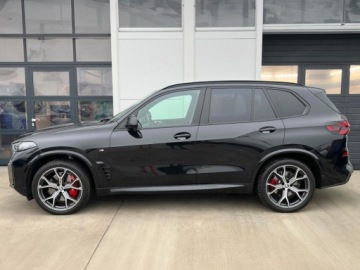 BMW X5 G05 SUV Facelifting 3.0 40d 352KM 2026 BMW X5 xDrive40d Sport Suv 3.0 (352KM) 2026, zdjęcie 1