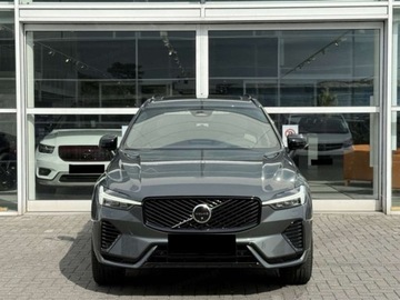 Volvo XC60 II 2026 VOLVO XC60 B5 AWD Ultra Dark Suv 2.0 (264KM) 2025, zdjęcie 2