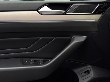 Volkswagen Passat B8 Limousine Facelifting 2.0 TSI 190KM 2021 Volkswagen Passat VW Passat 2.0 TSI 190KM DSG Elegance Premium 2.0 190KM, zdjęcie 31