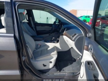 Jeep Grand Cherokee IV 2017 Jeep Grand Cherokee Summit 2017 3.6 Benzyna 295KM, zdjęcie 4