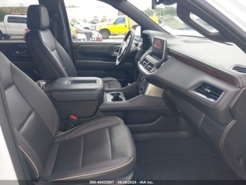 Chevrolet Suburban GMT900 2023 Chevrolet Suburban Premier 2023 5.3l 5.3 Benzyna 355KM, zdjęcie 9