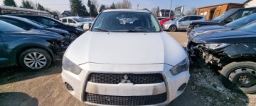 Mitsubishi Outlander II 2011 Mitsubishi Outlander 2011r, 2.4 LPG. AUTOMAT. Przetarty lewy bok. Jezdzi., zdjęcie 15