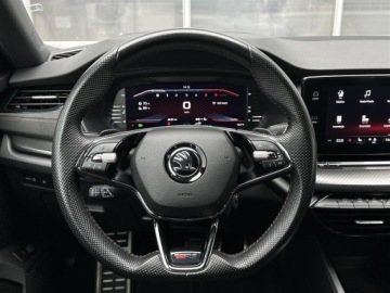 Skoda Octavia IV Kombi 2.0 TDI SCR 200KM 2022 Skoda Octavia 2.0TDI 200KM 4X4 RS DSG l Webasto, C, zdjęcie 15