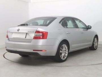 Skoda Octavia III Liftback Facelifting 1.8 TSI 180KM 2018 Skoda Octavia 1.8 TSI, Salon Polska, DSG, Klima, zdjęcie 4