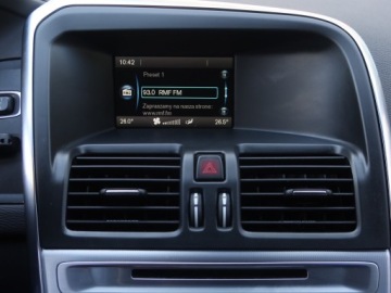 Volvo XC60 I SUV Facelifting 2.0 D3 DRIVE-E 150KM 2017 Volvo XC60 D3, Salon Polska, Automat, Klima, zdjęcie 11