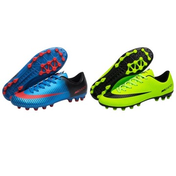 2 комплекта. Сменная обувь для футбольных бутс