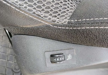 Citroen C3 II 2014 Citroen C3 2014r, 1.2 Benzyna. Lekko uszkodzony tyl. Jezdzi. 1.2 Benzyna, zdjęcie 18