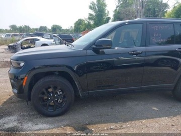 Jeep Grand Cherokee V 2024 Jeep Grand Cherokee Altitude 2024 3.6l 3.6 Benzyna 293KM, zdjęcie 2