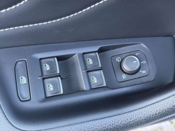 Volkswagen Passat B8 Variant Facelifting 2.0 TDI SCR 200KM 2022 Volkswagen Passat R-Line 4Mot. HarmanKardon LED Matrix Hak Kamera Cofania, zdjęcie 14