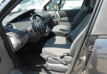 Renault Scenic II 2.0 i 16V 136KM 2007 Renault Scenic Renault Scenic II Automat 2.0 Benzyna 135KM, zdjęcie 9