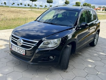 Volkswagen Tiguan I SUV 2.0 TDI CR DPF BlueMotion 110KM 2011 Volkswagen Tiguan Zarejestrowany Team Bluemotion, zdjęcie 2