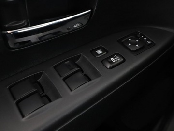 Mitsubishi ASX I SUV Facelifting 2015 1.6 117KM 2016 Mitsubishi ASX klimatyzacja automatyczna, zdjęcie 30