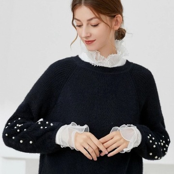 Белый фоторукав на ногти с рюшами