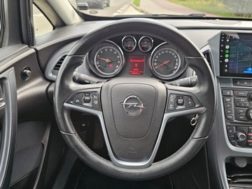 Opel Astra J Hatchback 5d 1.4 Turbo ECOTEC 140KM 2011 Opel Astra GTC 1,4 Turbo 140 KM Navi Kamera Bluetooth, zdjęcie 19