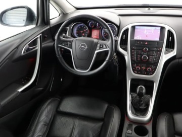 Opel Astra J Hatchback 5d 1.4 Turbo ECOTEC 140KM 2012 Opel Astra 1.4 T, Salon Polska, GAZ, Navi, Xenon, zdjęcie 6