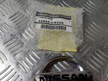 NISSAN JUKE ZNAK KRYT LOGO ZNAKY