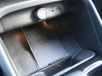 Volvo XC40 Crossover Facelifting 2.0 B3 163KM 2026 VOLVO XC40 B3 Plus Dark Suv 2.0 (163KM) 2026, zdjęcie 13