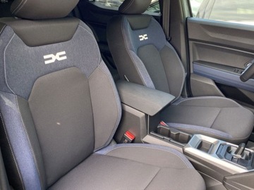 Dacia Duster III 1.6 Hybrid 140KM 2025 Od ręki - Journey 1.6 Full Hybrid 140KM / Pakiet Zimowy, Parking, zdjęcie 4