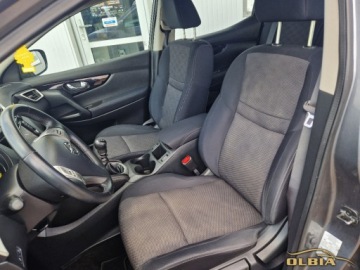 Nissan Qashqai II Crossover 1.2 DIG-T 115KM 2014 Nissan Qashqai Led,Kamera cofania,Nawigacja 1.2 Benzyna 116KM, zdjęcie 15